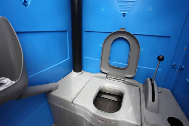Porta potty delivery and setup in Hasson Heights, PA